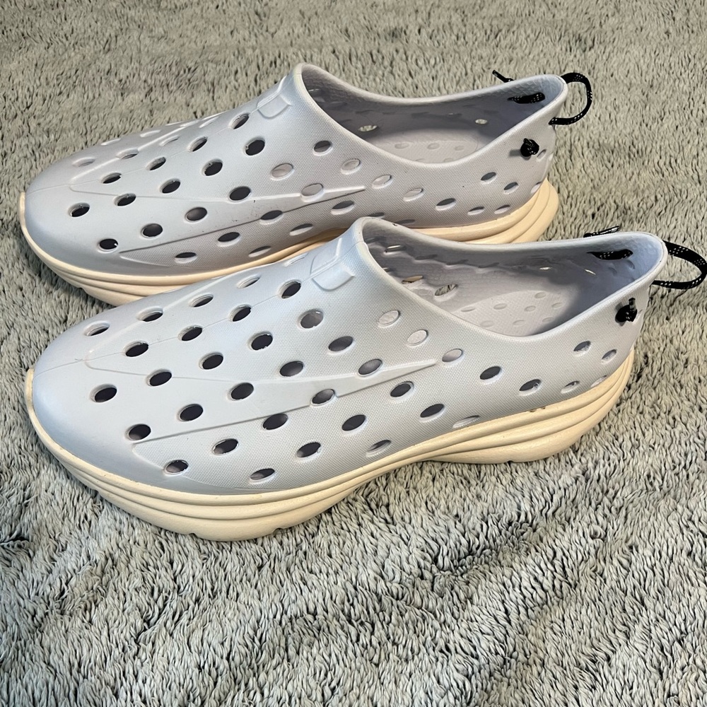 Kane revive shoes